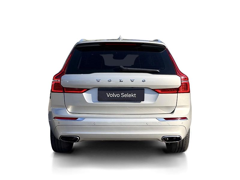 Volvo XC60 B4 AWD INSCRIP. // nezáv. top. - fotka 4 z 48