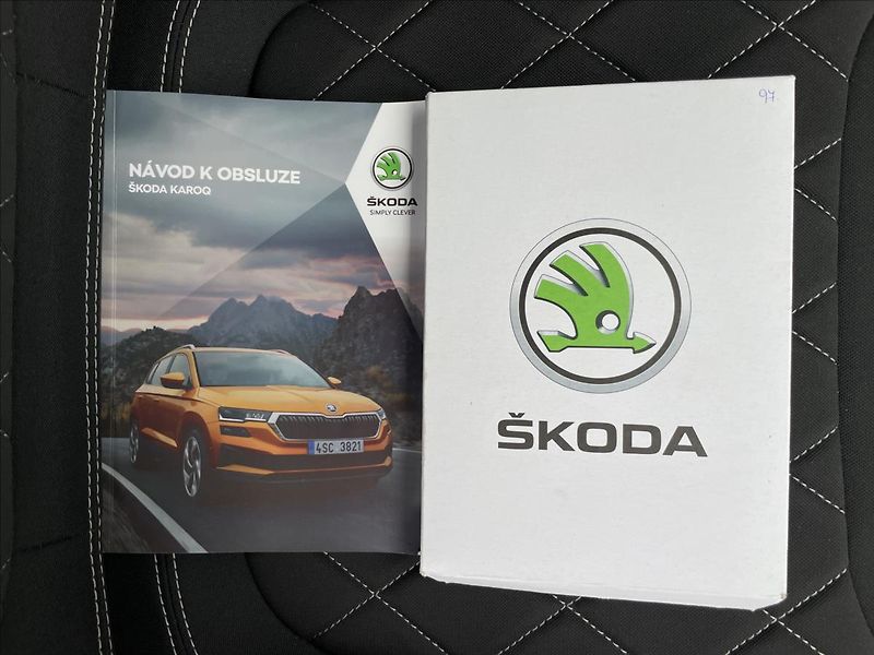 Škoda Karoq 1,5 TSI DSG Sportline Plus ACC - fotka 19 z 24