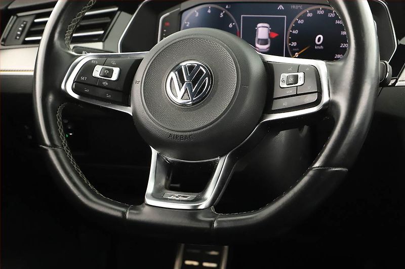 Volkswagen Arteon (2019) R-line 2.0 TSI, Automat, Kůže - fotka 16 z 21