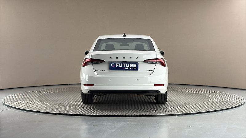 Škoda Octavia 1.5 TSI E-Tec DSG Style - fotka 5 z 26