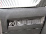 Peugeot 2008 (2022) 1.2PT, ČR, LED, park.čidla - náhled 17