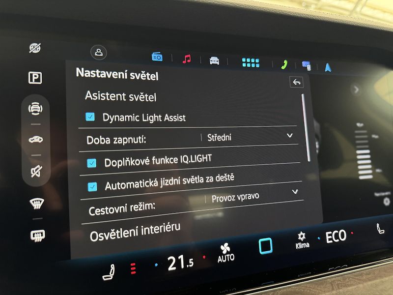 Volkswagen Touareg 3.0Tdi*1-MAJ*DPH*ELEGANCE* - fotka 34 z 46
