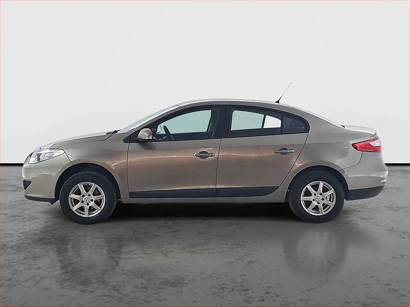Renault Fluence (2010) 1.6 16V, po STK, servisované - fotka 3 z 22