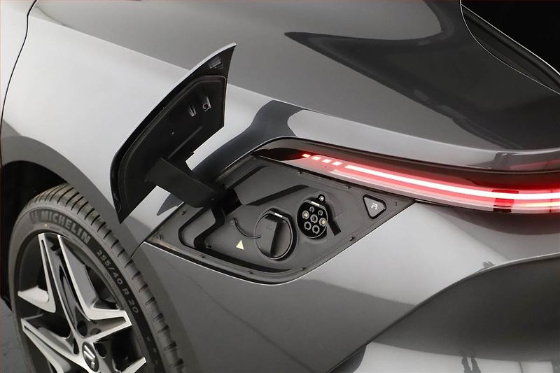 Rising Auto F7 (2025) 77 kWh RWD, SoH 100% - fotka 30 z 31