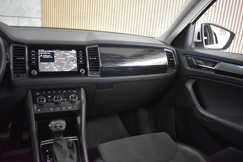 Škoda Kodiaq 2.0 TDI 4x4*STYLE+ REZERVACE - fotka 10 z 47