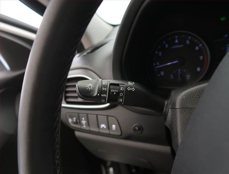 Hyundai i30 (2018) 1.4 T-GDI, Serv.kniha - fotka 18 z 18