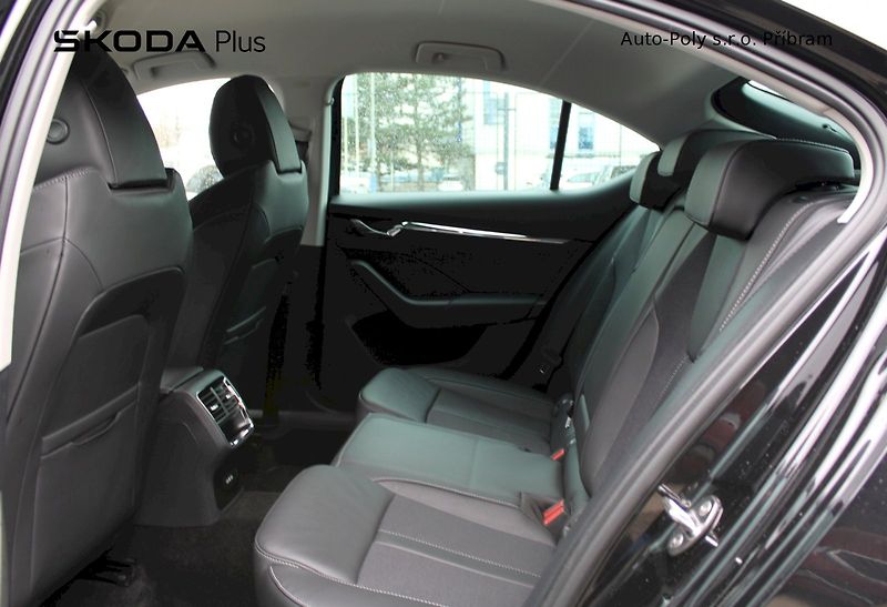 Škoda Octavia (2024) Style 1.5TSI / 110 kW 7°DSG - fotka 21 z 24