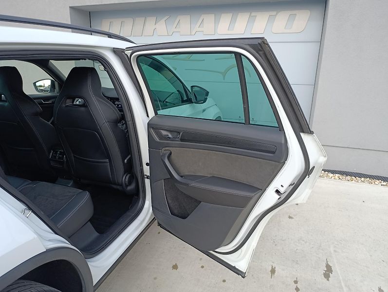 Škoda Kodiaq 2.0TDI 4X4 SPORTLINE 1.MAJ ČR  - fotka 32 z 34
