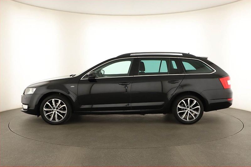 Škoda Octavia (2016) 1.4 TSI, Automat, Serv.kniha - fotka 3 z 15