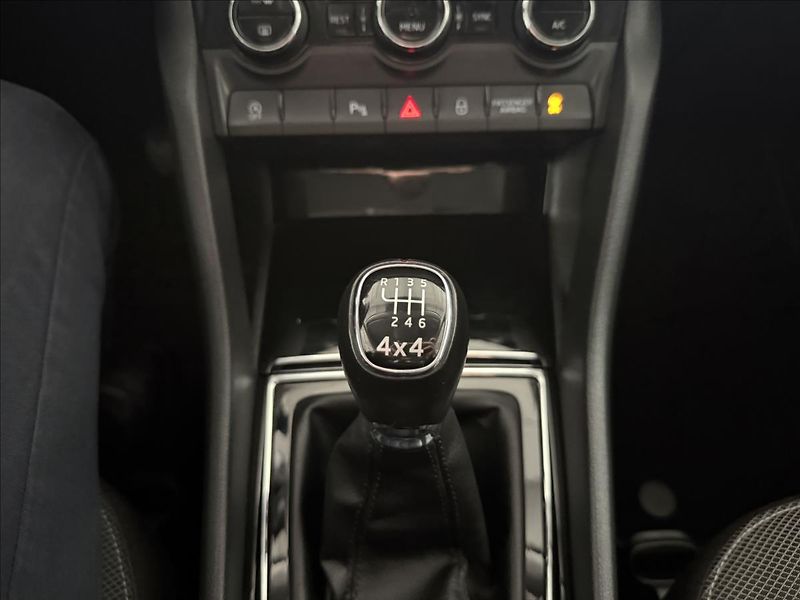 Škoda Kodiaq 2,0   TDI,4x4,SERVISKA,ČR,1.MA - fotka 20 z 26