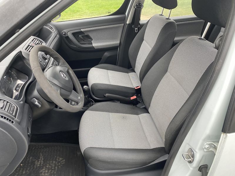 Škoda Roomster (2015) - fotka 9 z 15