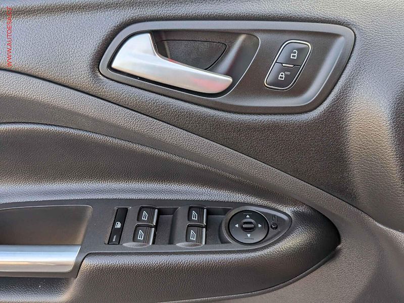 Ford Kuga (2018) 1.5EB, 1.maj,ČR, Xenon, navi - fotka 12 z 16
