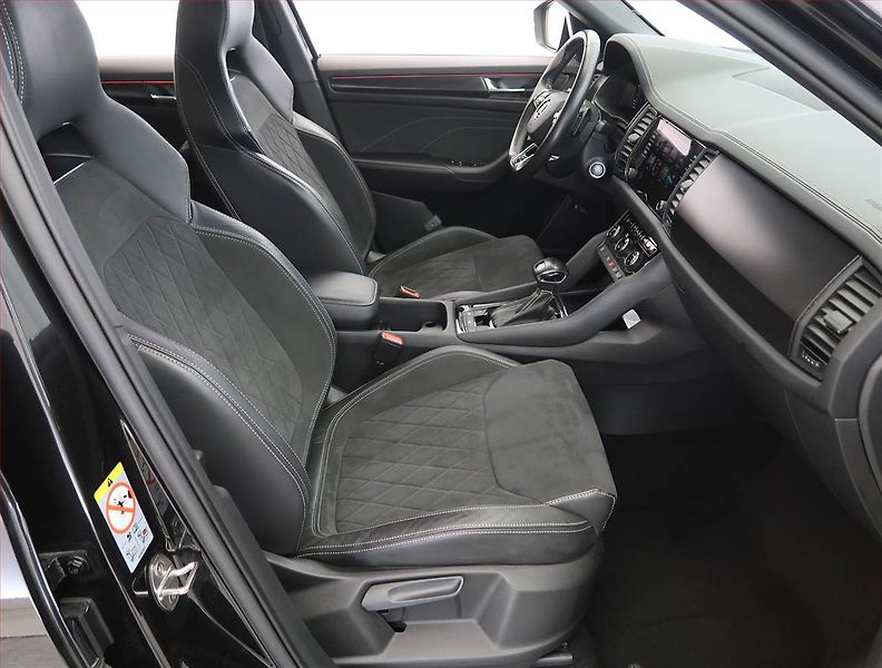 Škoda Kodiaq (2022) Sportline 1.5 TSI, digi klima - fotka 9 z 29
