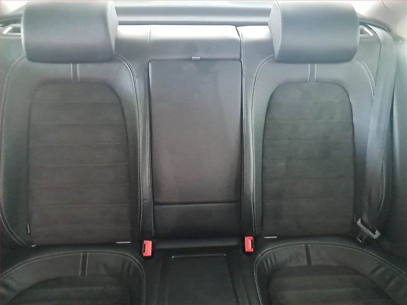 Volkswagen Passat CC (2010) 2.0 TDI, Navi, Xenony - fotka 10 z 24