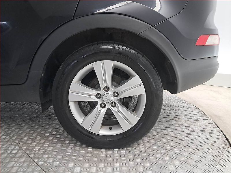 Kia Sportage (2013) 2.0 CRDi, 4X4, Serv.kniha - fotka 14 z 19