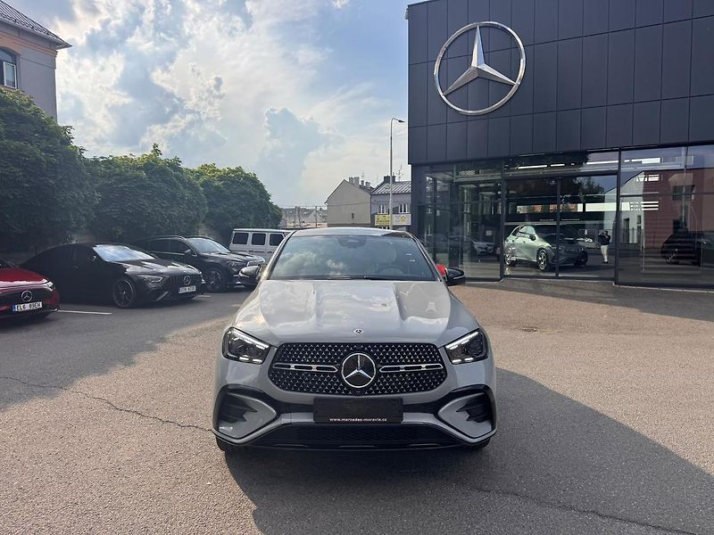 Mercedes-Benz GLE (2026) 450 d 4MATIC kupé - fotka 2 z 29