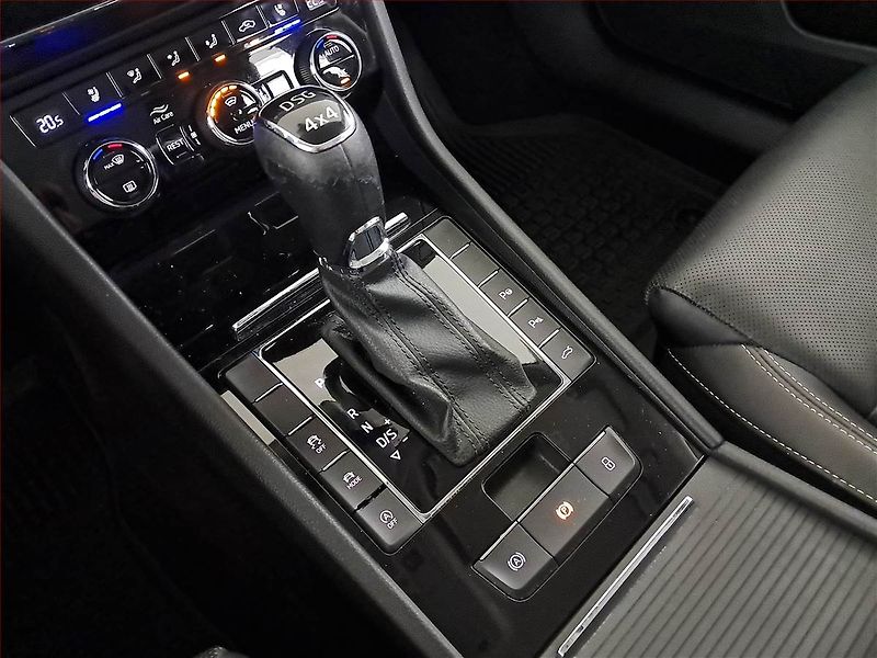 Škoda Superb (2020) Laurin&Klement 2.0 TDI 4x4 - fotka 13 z 21