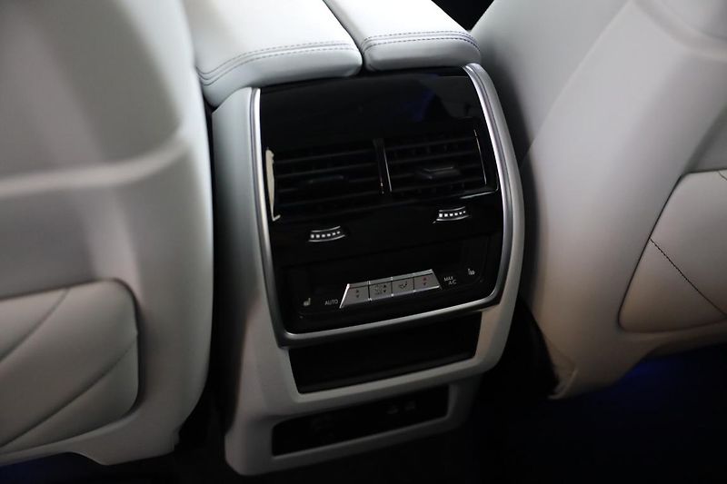 BMW XM Label - fotka 17 z 19
