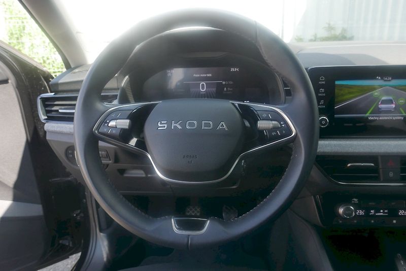 Škoda Scala (2025) 1.0 TSI 85 kW M5° Selection - fotka 15 z 30