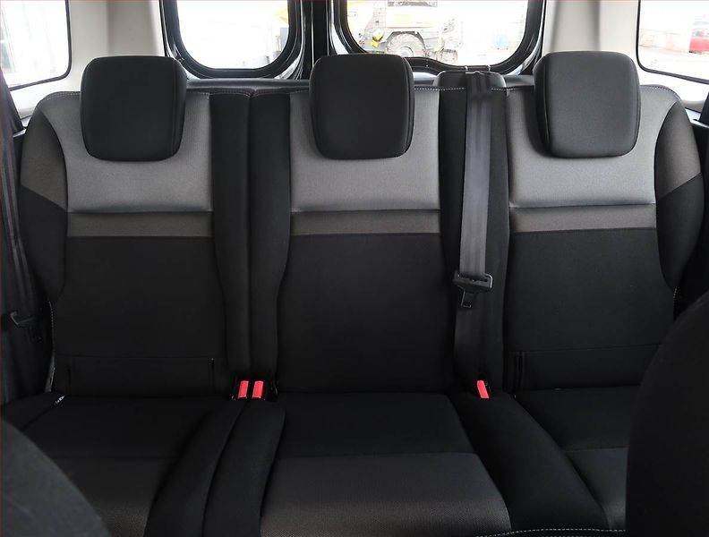 Renault Kangoo (2017) 1.5 dCi, 5Míst, ČR, 1Maj, DPH - fotka 10 z 16