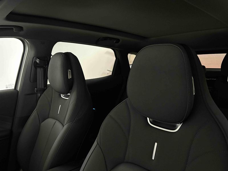 Omoda 7 (2026) PHEV luxury  - fotka 16 z 70