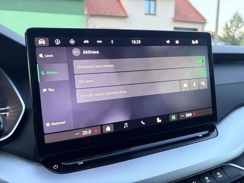 Škoda Octavia 2.0 TDI DSG LED VIRTUAL - fotka 36 z 53