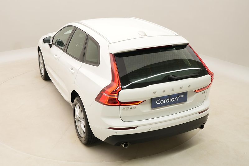 Volvo XC60 T5 MOMENTUM AUT CZ - fotka 17 z 43
