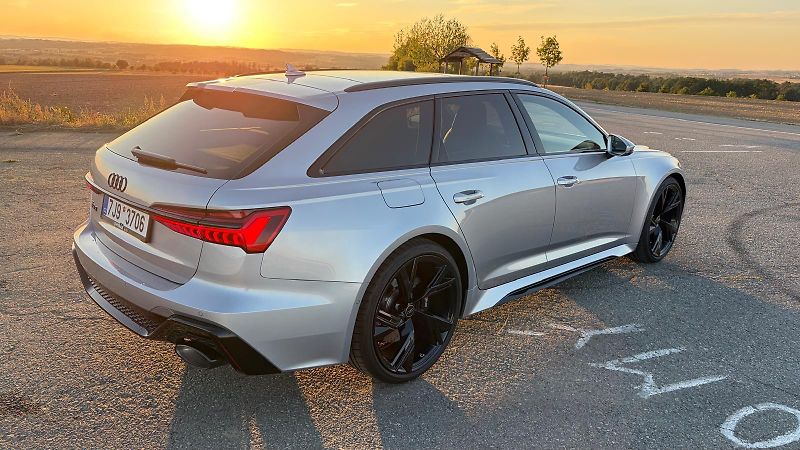 Audi RS 6 AVANT 4.0i - fotka 6 z 11