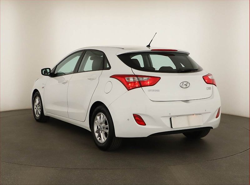 Hyundai i30 (2016) 1.6 CRDi, Serv.kniha, Tempomat - fotka 4 z 13