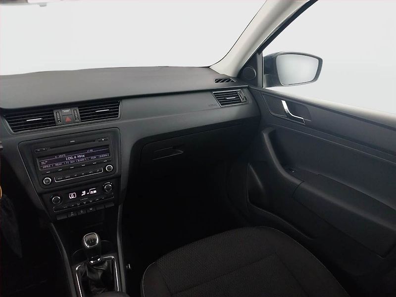 Škoda Rapid (2013) Ambition 1.2 TSI - fotka 8 z 17