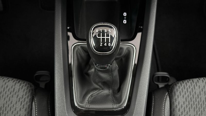 Škoda Octavia 2.0 TDI Style - fotka 22 z 25