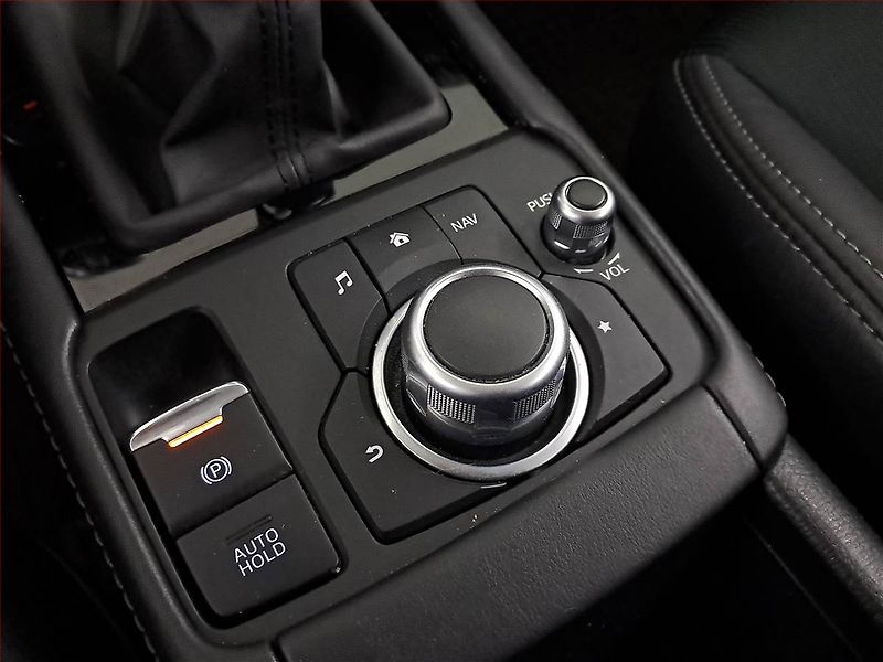 Mazda CX-3 (2019) Revolution 2.0 Skyactiv-G - fotka 16 z 18