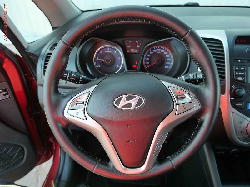 Hyundai ix20 (2012) 1.4CRDi, Klima - fotka 11 z 14