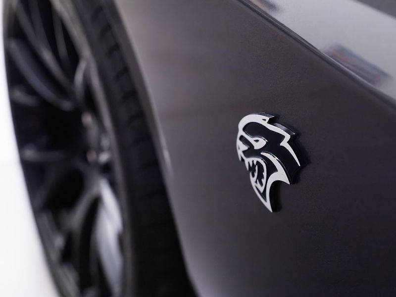 Dodge Challenger SRT HELLCAT 6.2 V8 | 527 kW  - fotka 19 z 56