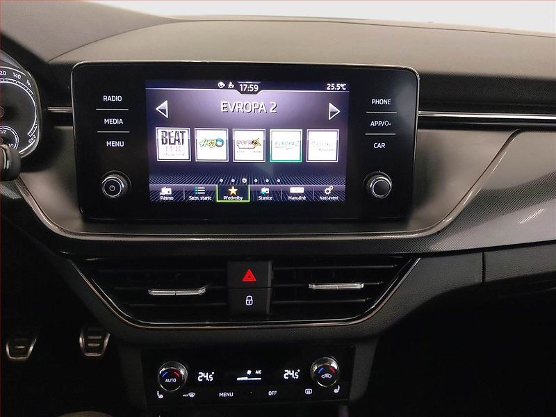 Škoda Kamiq (2021) 1.0 TSI, Tempomat - fotka 12 z 17
