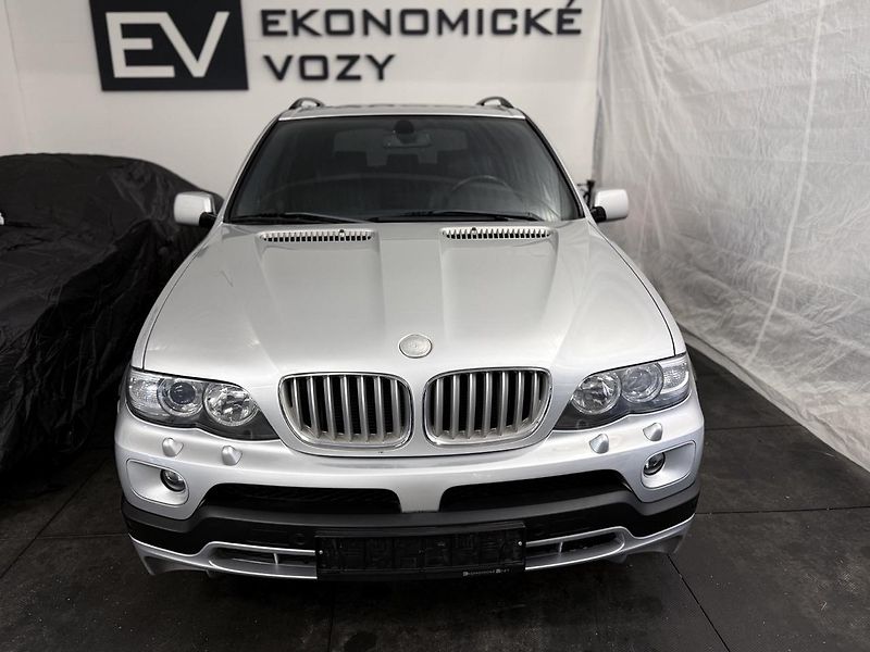 BMW X5 (2005) 4.8 IS V8,JEDINEČNÁ MOTORIZACE - fotka 16 z 33