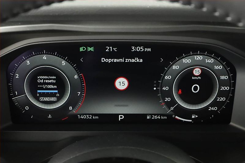 Nissan Qashqai (2025) 1.3 DIG-T MHEV, N- Connecta - fotka 9 z 16