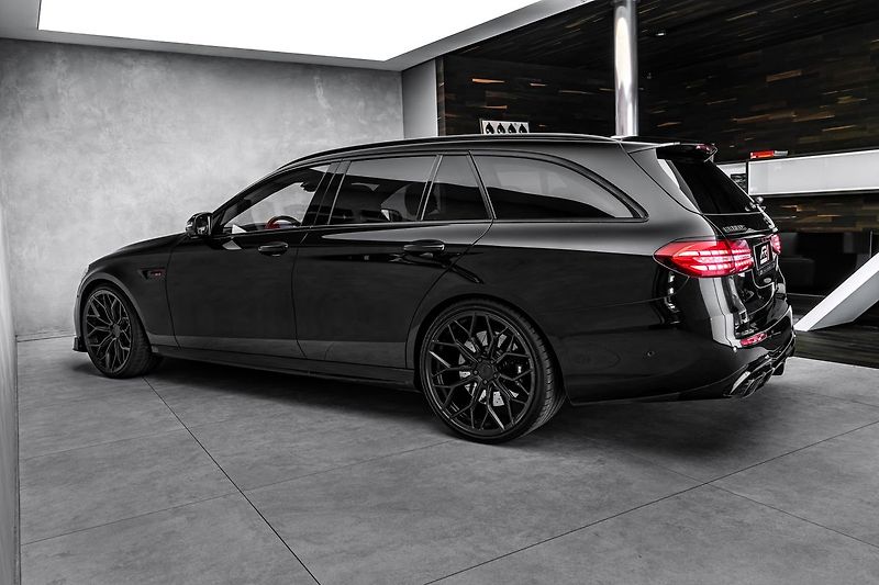 Mercedes-Benz Třídy E Brabus 700PS - fotka 7 z 28