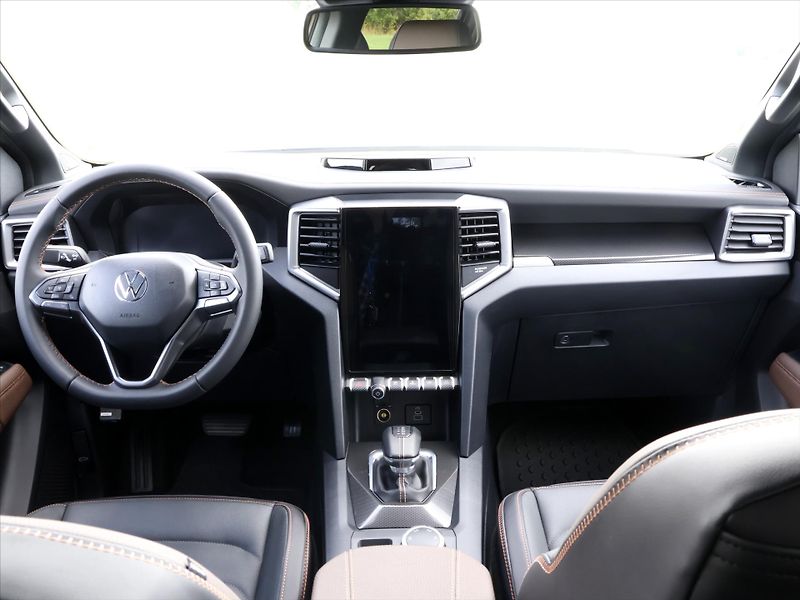 Volkswagen Amarok 3,0 TDi PanAmericana 10AUT 4x4 - fotka 32 z 40