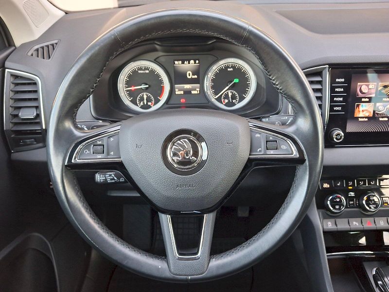 Škoda Karoq (2018) Style DSG 4x4 2,0TDi 110kW - fotka 17 z 38