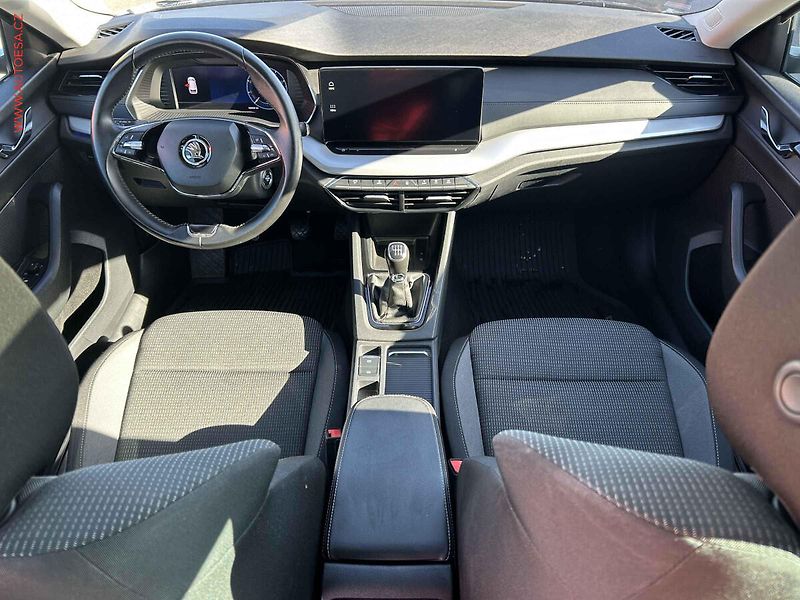 Škoda Octavia (2021) 2.0TDi, Panor, autoAC - fotka 8 z 19