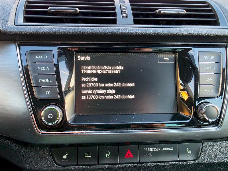 Škoda Fabia (2016) 1,2TSI 66KW STYLE*REZERVACE - fotka 13 z 29