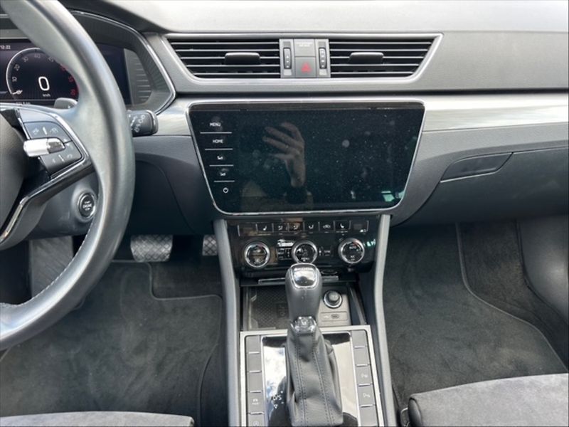 Škoda Superb 2,0 TDI 110 Style AT - fotka 10 z 11