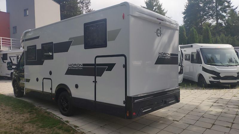 CI Caravans International (2026) SPRING 88XT LIMITED EDITION - fotka 4 z 25