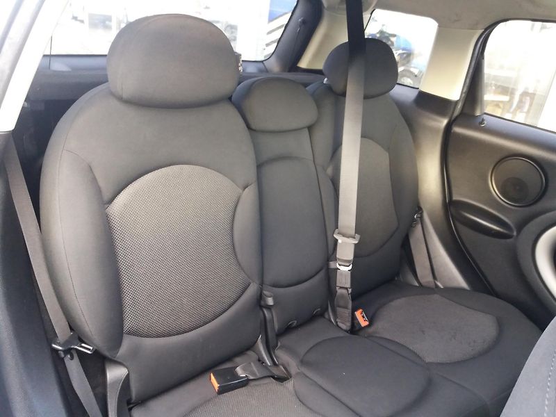Mini Countryman 1.6i,90kW,AUTOMAT,NAVI,EL.ŠÍBR - fotka 17 z 20