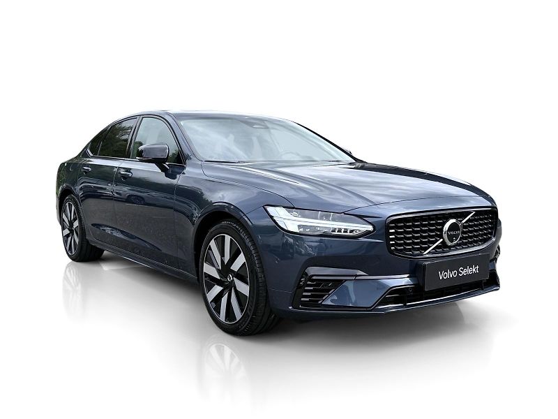 Volvo S90 T8 AWD // ULTIMATE // 335 kW - fotka 8 z 50