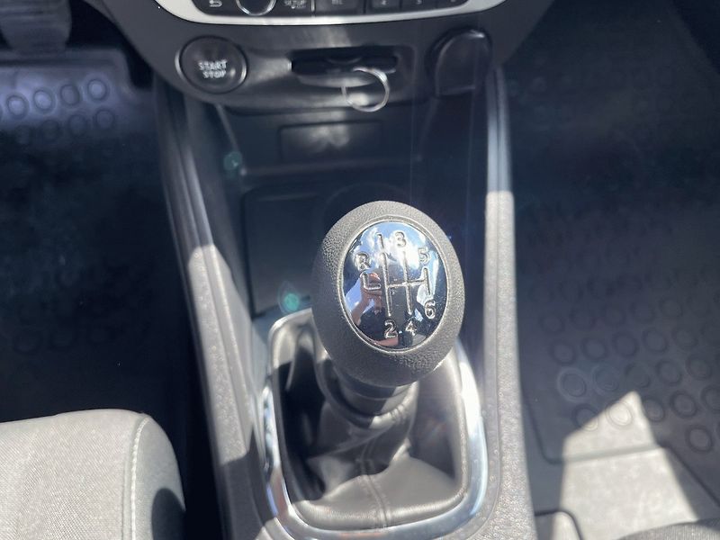 Renault Mégane (2015) 1.6,16V, 81kW, Life,1.Maj - fotka 20 z 30
