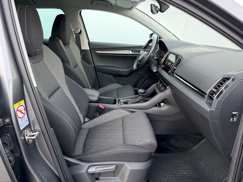 Škoda Karoq (2023) 1.5 TSI 110kW DSG Style - fotka 29 z 35