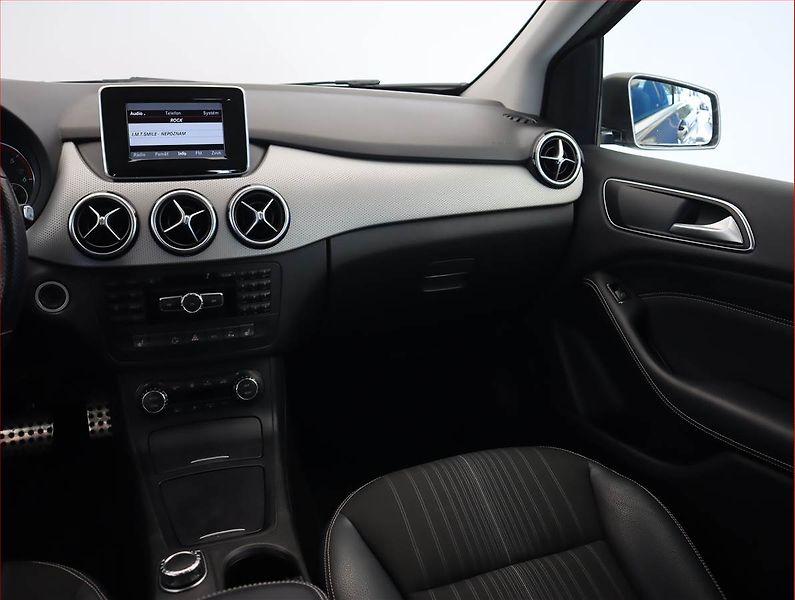 Mercedes-Benz Třídy B (2013) B 180 CDI, Automat, Serv.kniha - fotka 8 z 18