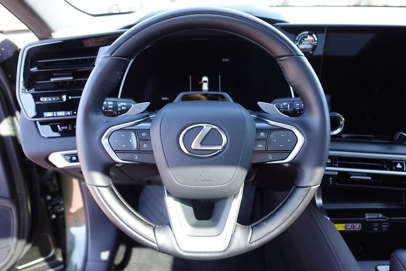Lexus RX 450h plus RX450h+ Plug-in Luxury Panoram - fotka 24 z 43